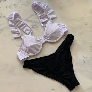 Ruffle Trim Underwire Bikini Top&Bottom